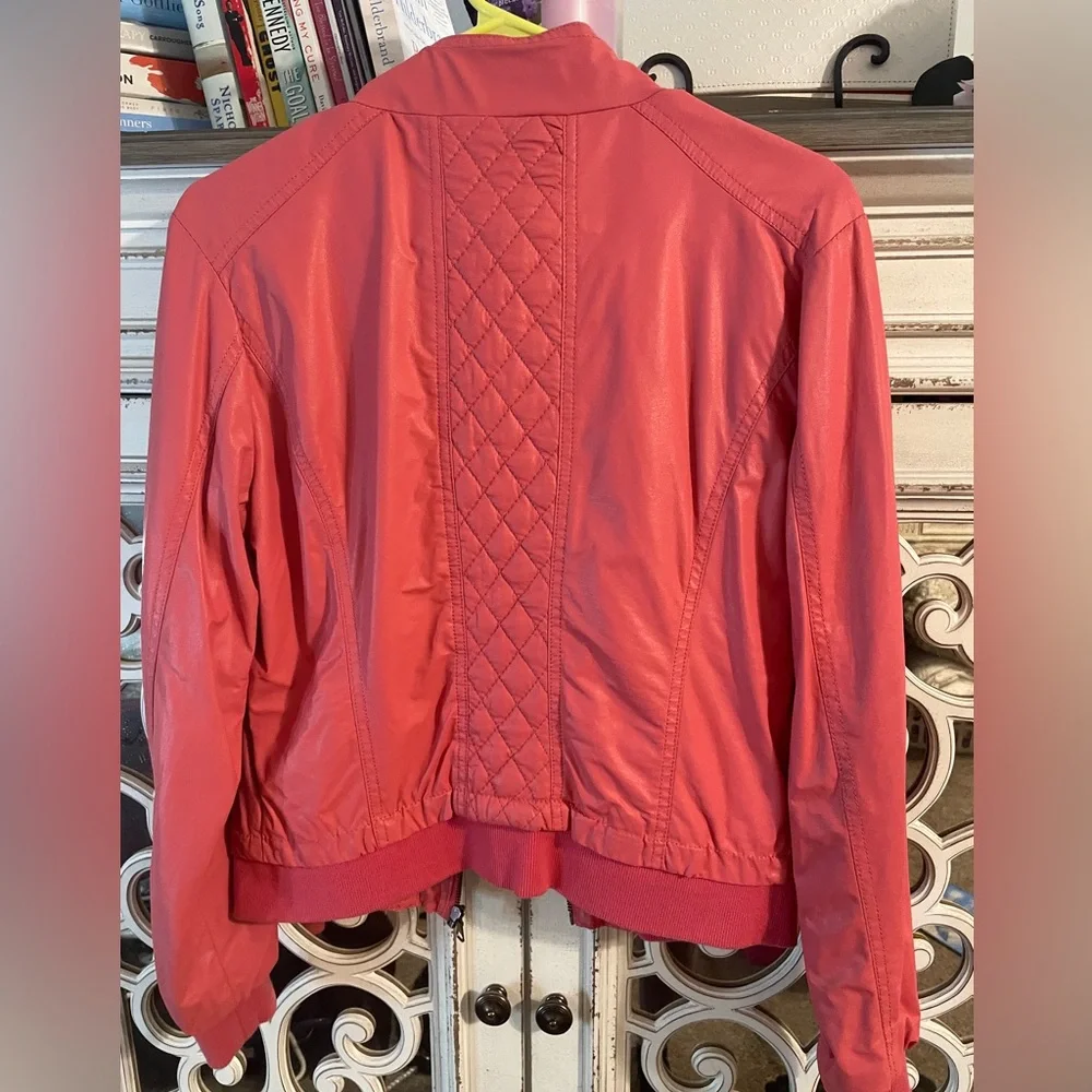 Light jacket - Picture 3 of 3